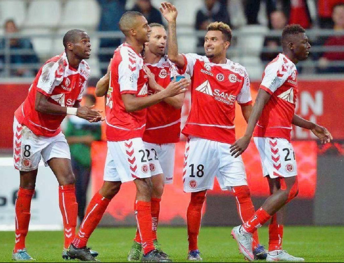 半岛体育-克莱蒙对特鲁瓦比分预测